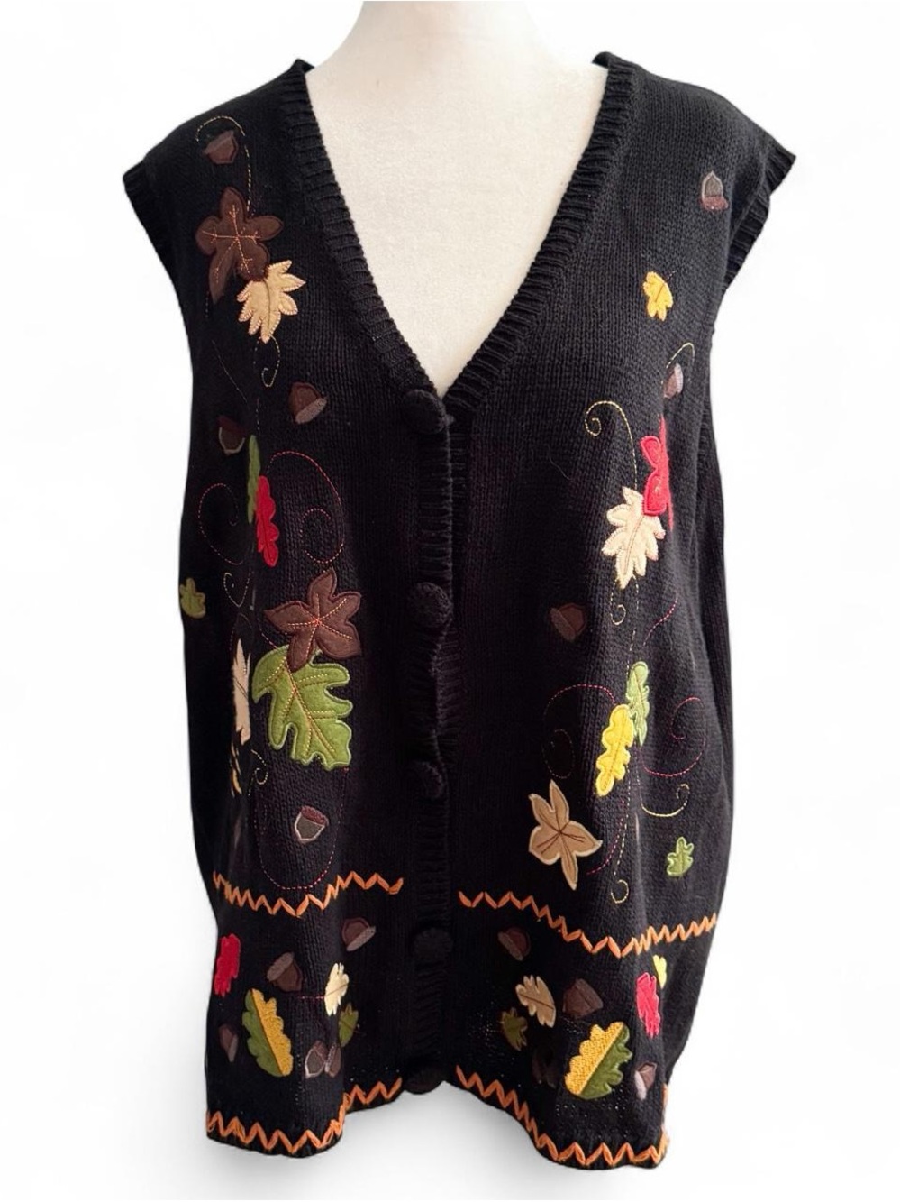 Holiday Editions Fall Leaf Applique Sweater Vest XL Black